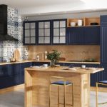 Urządzamy kuchnie: wybieramy wyspę kuchenną